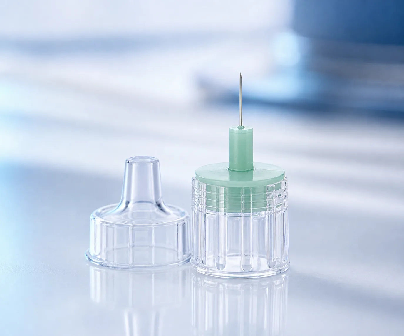 EasyDrip sterile pen needle and protective cap detail